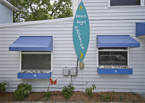 Beach Boys Bungalow Mermaid Cottages Vacation Rentals in Tybee Island
