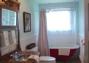 claw foot tub