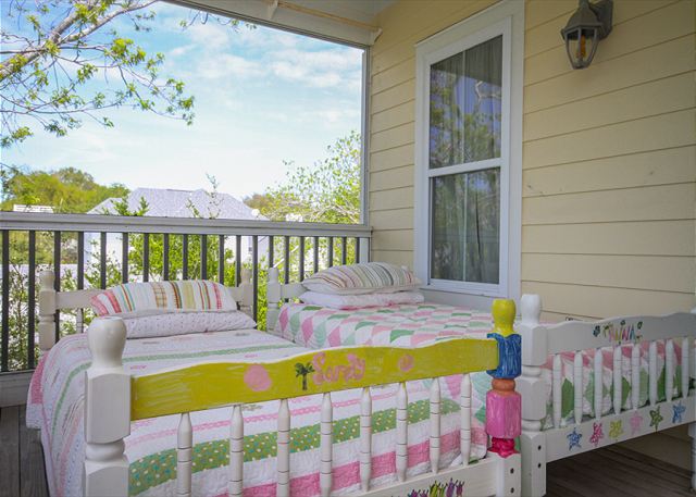 THot Mini Mermaid Getaways