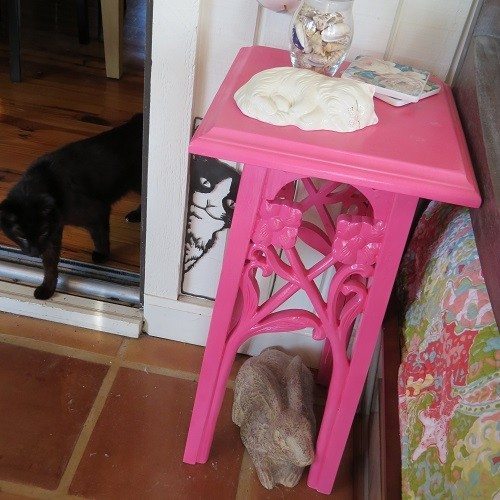 pink end table