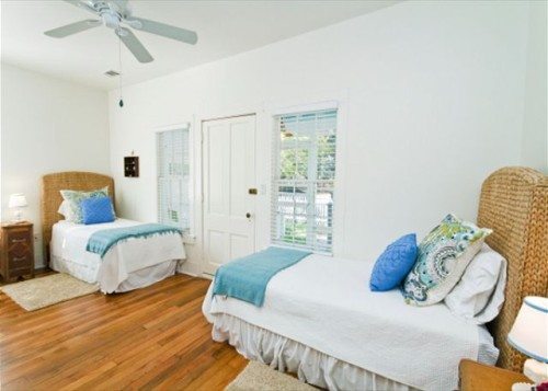 now I lay me down to tybee