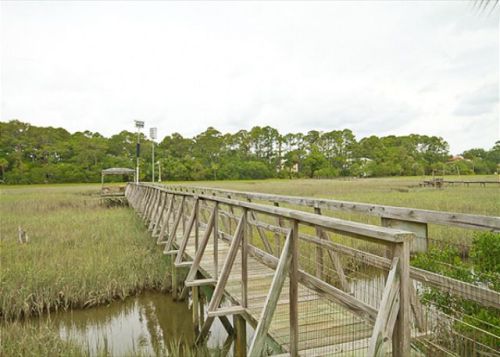 last minute tybee island getaways with mermaid cottages