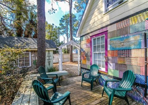 the deck at rose's folie