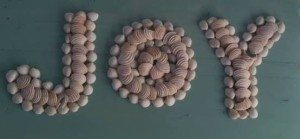 Tybee Tides Holiday Decor crop