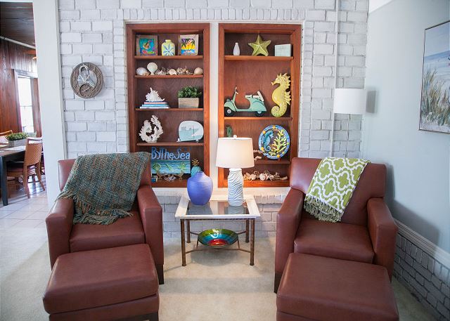 beachy decor at this Tybee Island cottage