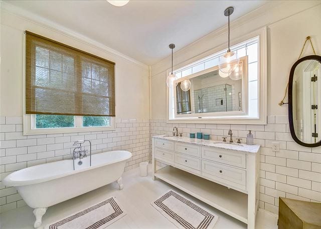 a bath at a wave call cottage for your Tybee beach vacation