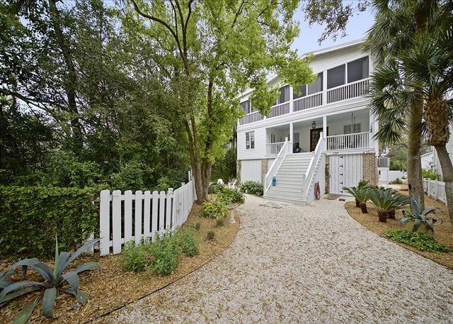 For your next Tybee beach vacation at A Wave Call 