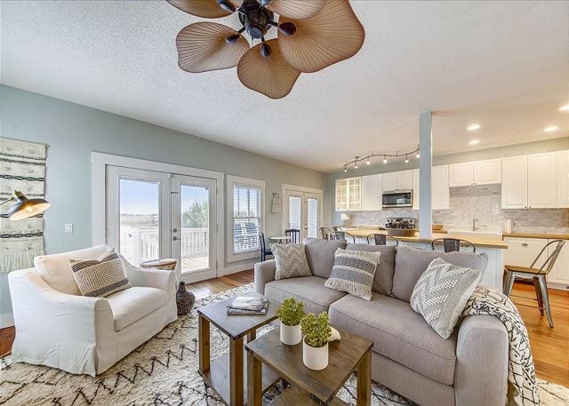 open floor plan at marsh mermaid