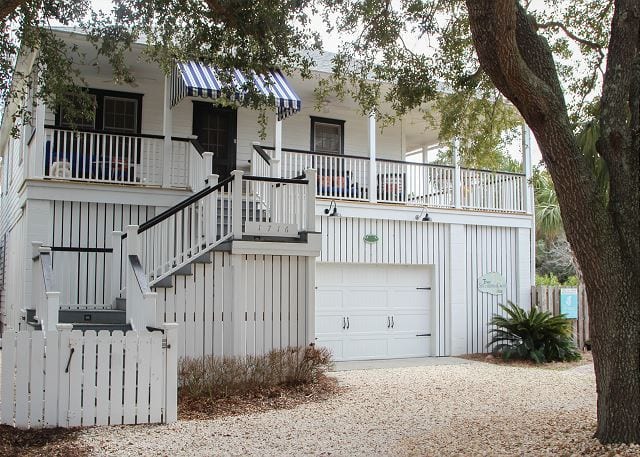 exterior view of Southern Cross Cottage