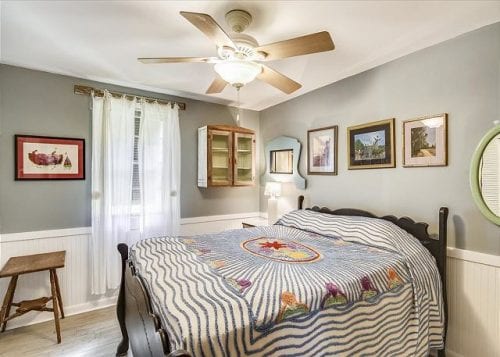 bedroom at my tybee queen