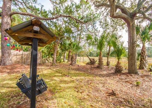 madelyn's on the marsh back yard swing