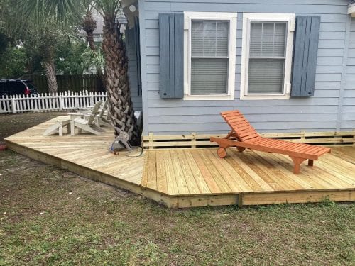 new cottage deck at Blue Heron Cottage