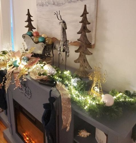 Christmas mantle at Nora's Cottage