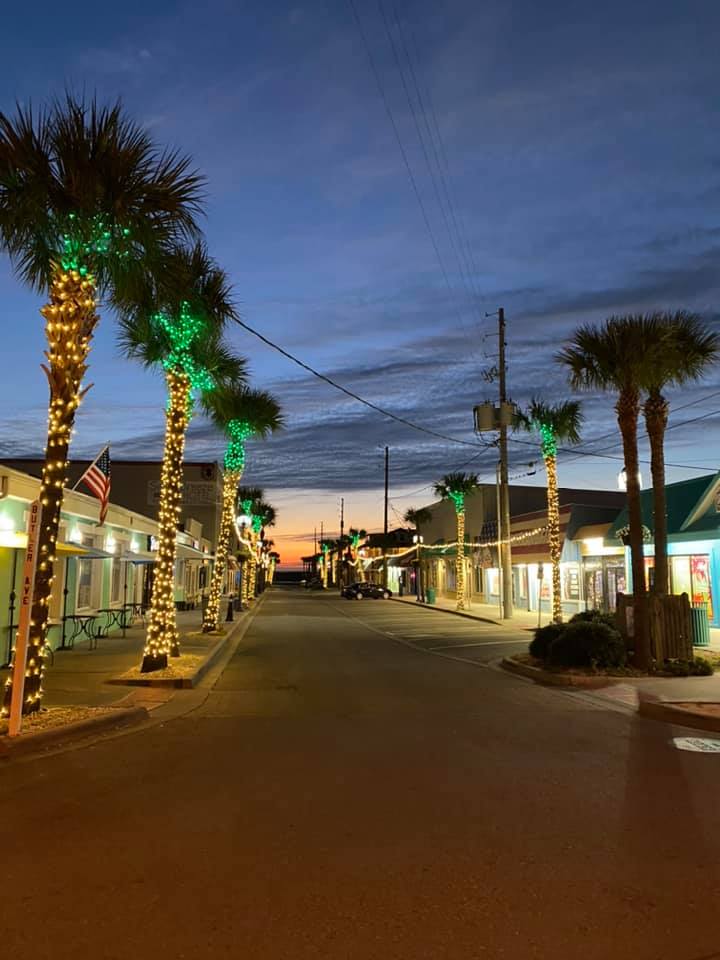 tybee island street scene the midwest mermaid