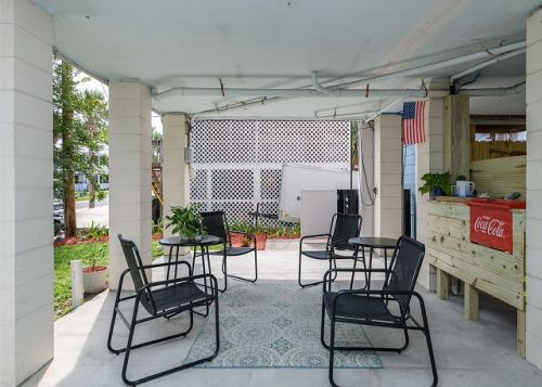 Woodie's Place outdoor kitchen